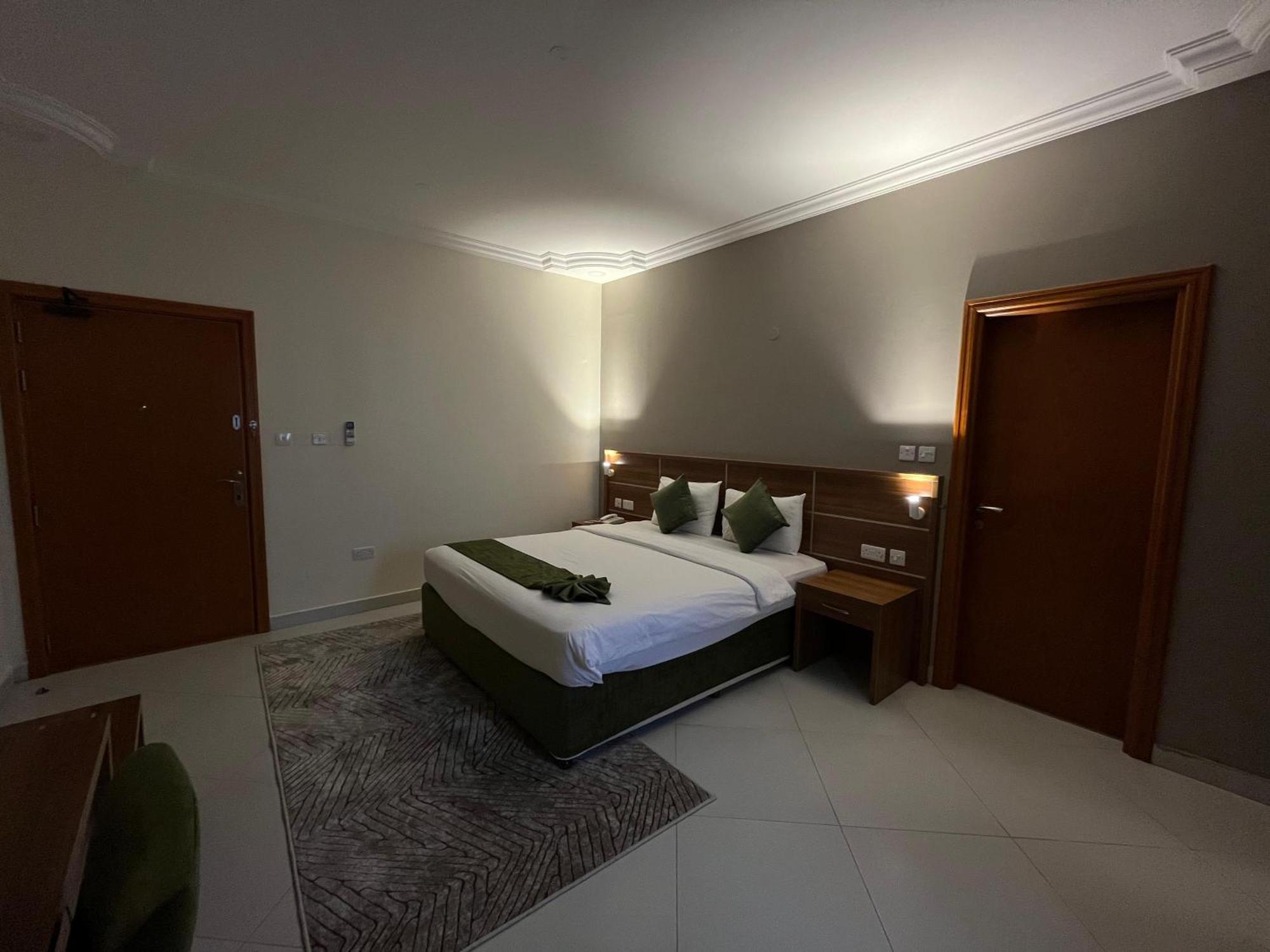 Muscat Hills Hotel Εξωτερικό φωτογραφία