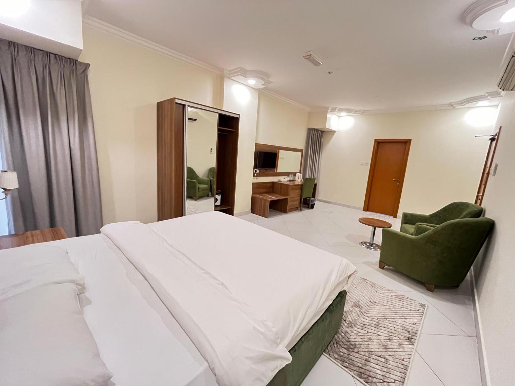 Muscat Hills Hotel Εξωτερικό φωτογραφία